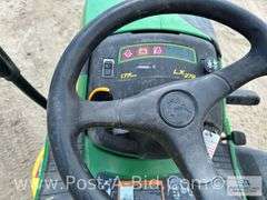 John Deere LX279 Hydrostatic Riding Lawn Mower With Twin Bag Bagg