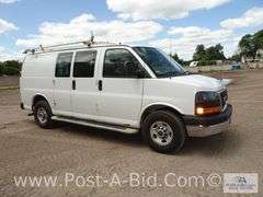 2015 GMC Savana Cargo Van With 137,371 Miles, 4.8L Motor, PW, PL,