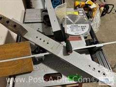 Skil Table Saw 10" Model 3400 With Extra Blades.
