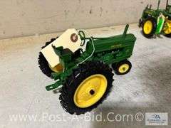John Deere Toy Tractor 60.