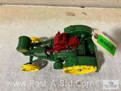 Waterloo Boy Kerosene Toy Tractor, Steel Wheel (Ertl).