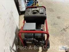 Generac 5000 Watt Generator, Briggs And Stratton Motor.