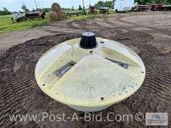 QLF Liquid Molasses Lick Tank.