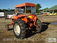 Allis Chalmers D-17 Wide Front Gas Tractor, Cab Needs Glass, PTO,
