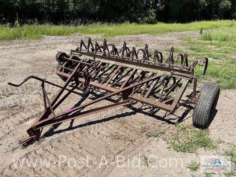 International Harvester 9' Pull Type Cultivator Ground Lift, Owner Stated,