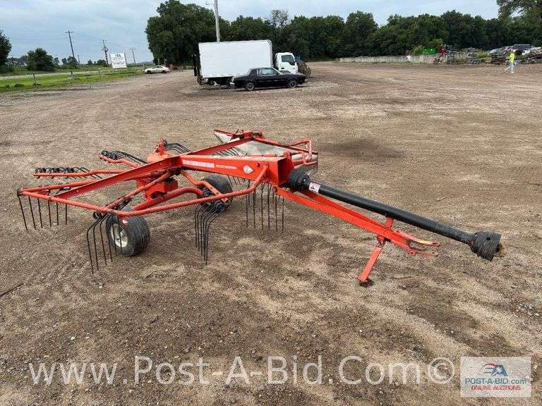 Kuhn GA 3200 GT Hay Teddar.