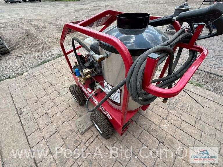 Magnum 4000 Series Gold, Hot Water Pressure Washer, 3.5 GPM, 15 Horse, Elec