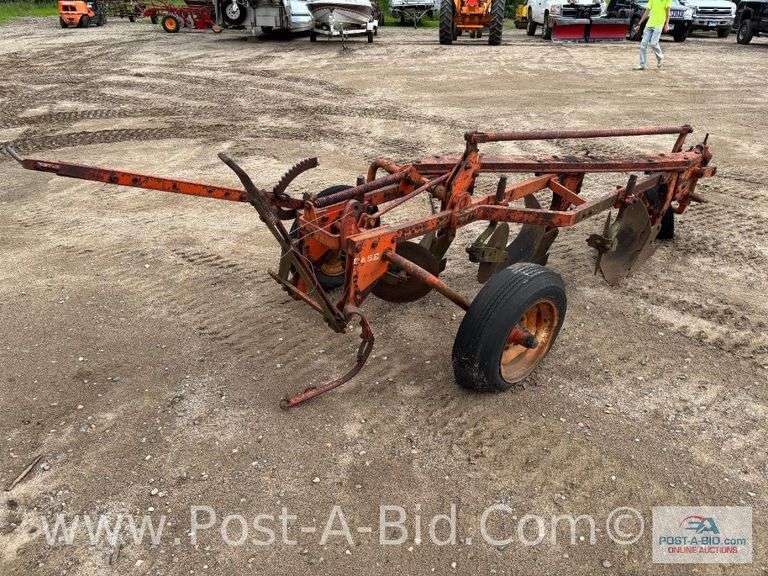 Case 3 Bottom Plow.
