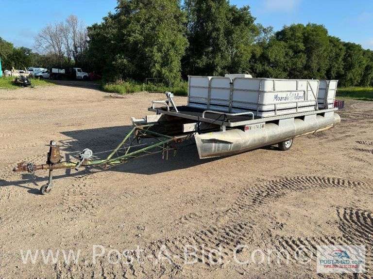 1977 Sylvan 20' Pontoon Boat, With 25 HP Evinrude Tracker, Owner Stated, "R