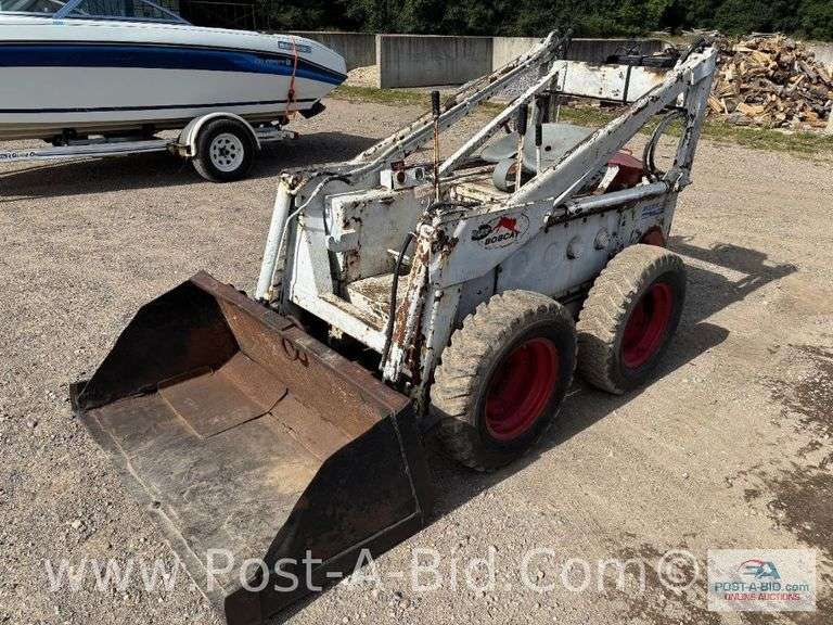 Bobcat Gas Skidloader With Kohler Motor, Owner Stated, "One New Tire." Come