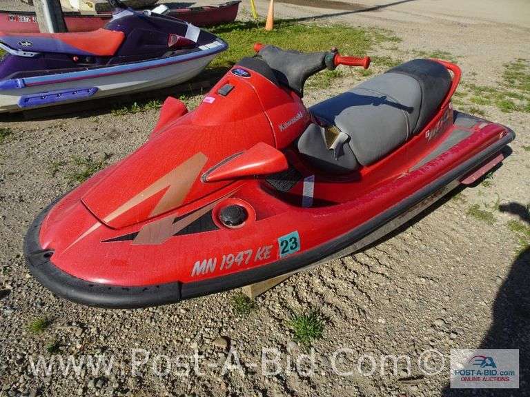 1998 Kawasaki 1100 Triple 2 Stroke Jet Ski With Reverse, Owner Stated, "Ran