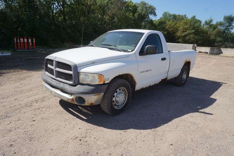 2004 Dodge 2500 5.7L Hemi 4x2 Truck Odometer Does Not Light Up So Unknown M