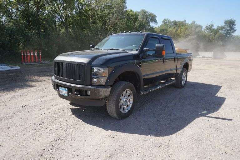 2008 Ford F-350 FX4 Crew Cab 6.4L Powerstroke Diesel 4x4 Truck With 262,443
