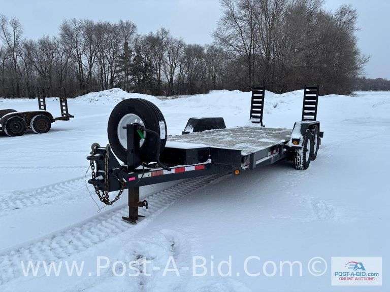 2002 Felling 18' Tandem Axle Trailer With Ramps, 82" Between Fenders, Pintl