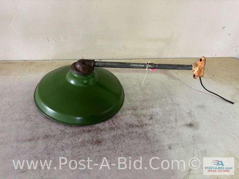 Green Porcelein Light.