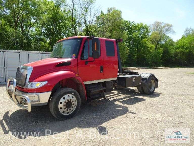 Early June Consignment Auction
