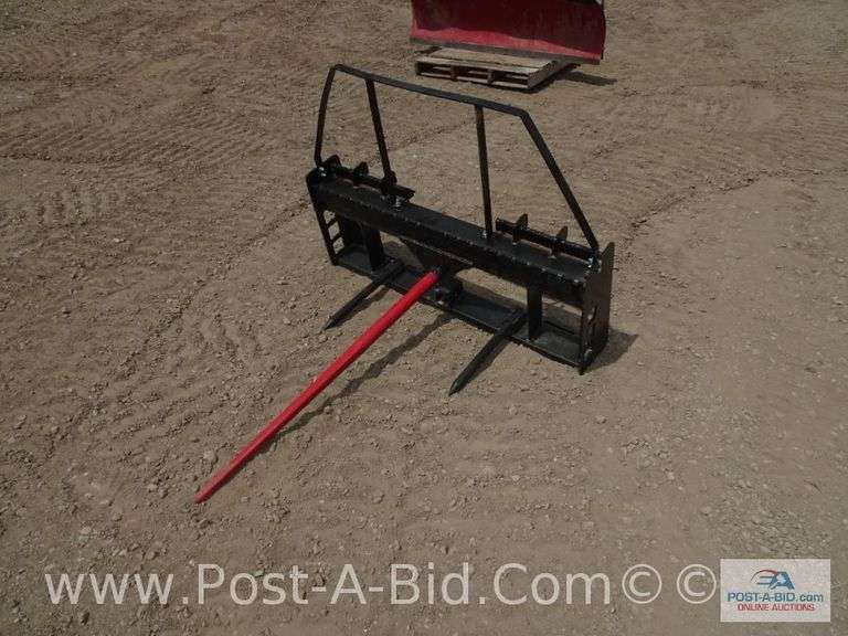 Bale Spear With Quick Tach Plate, New.
