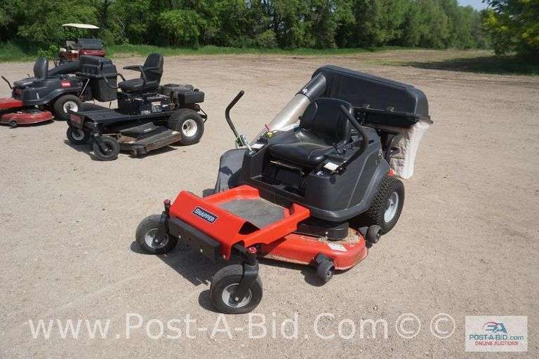 Snapper 200Z Zero Turn Riding Lawn Mower With 46" Deck, Bagger, Kawasaki 21