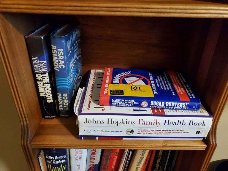 Lot of books, including First Lady, JFK, novels, and how-to books