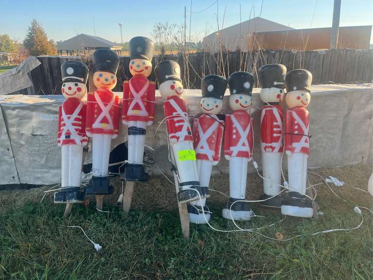 8 Toy Soldier Christmas blowmolds