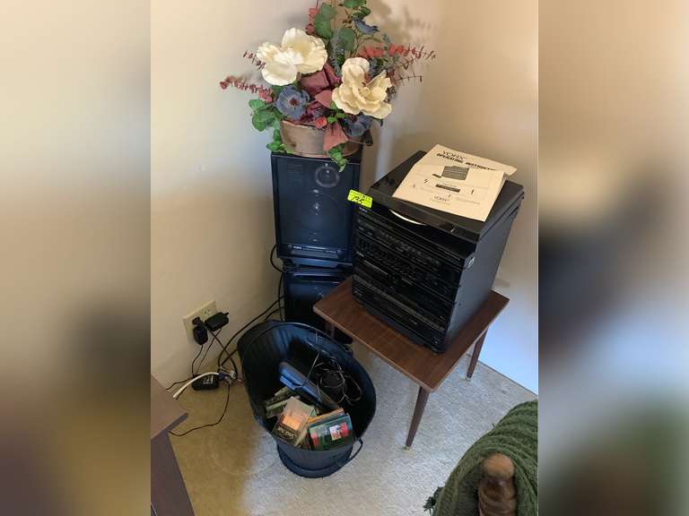 Yorx Stacked Record/Tape/Equalizer Media player with side Table, Speakers and Cassettes