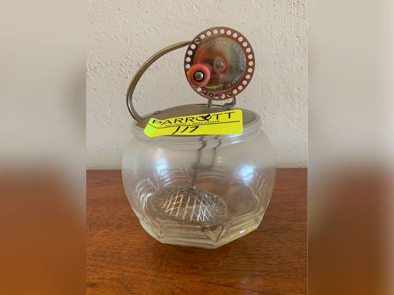 Small Egg Beater/Possible Egg White Maker