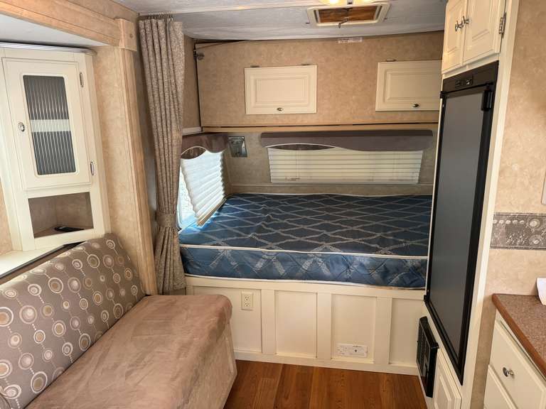 2007 18' Fun Finder X Pull Type Camper, Sleeps 6 (See Description for