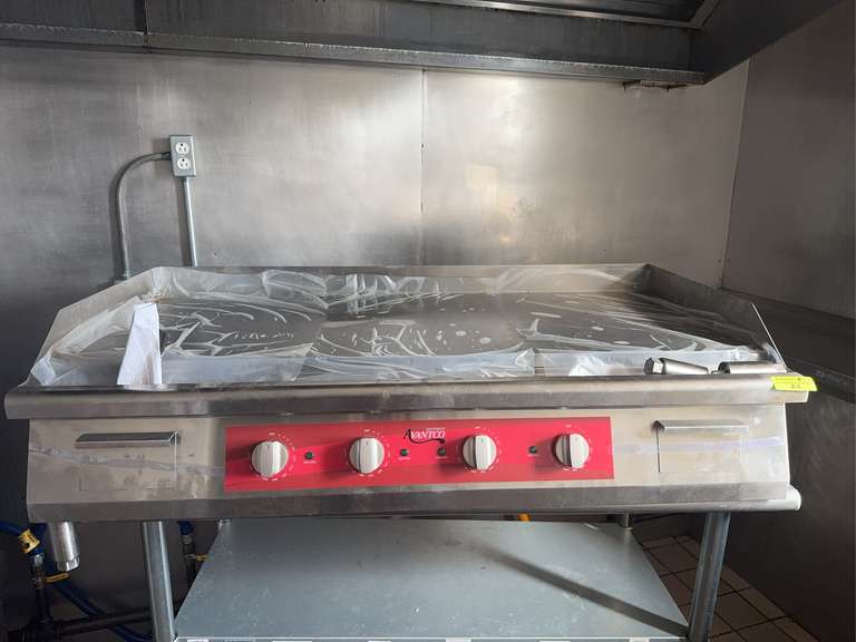 Avantco EG48N 48" Electric Countertop Griddle - 208/240V, 10482W-14000W
 Manual Spec Sheet Parts Warranty
Item #: 177EG48N
20" x 48" cooking area is great for breakfast food, vegetables, or meat
1” thick steel cooking surface creates even and consistent heat with quick recovery
Four independent zones with adjustable temperature ranges of 150-570 degrees Fahrenheit
Large 3” steel splashguards on sides and back, two large 1L grease trays for easy cleanup
208/240V, 1 Phase; 10482W-14000W