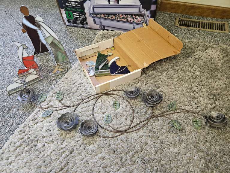 Stained Glass Nativity & Wire Flower Wall Decoration (Missing Some Pieces & Broken)