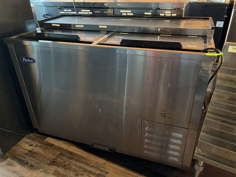 Bottle Cooler, Atosa Bottle Cooler, 49.4"W × 27.8"D × 36.62"H, self-contained side mount refrigeration, 11.7 cu. ft., (2) locking sliding lids, digital temperature control, (3) epoxy coated partitions, includes bottle opener & cap catcher, stainless steel interior & exterior, 2-1/2" casters, R290 Hydrocarbon refrigerant, 1/6 HP, 115v/60/1-ph, 2.3 amps, cETLus, ETL-Sanitation Weight-472lbs
