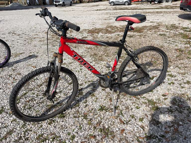 TREK Alpha 4100 Mens Mountain Bike, 21 Speed