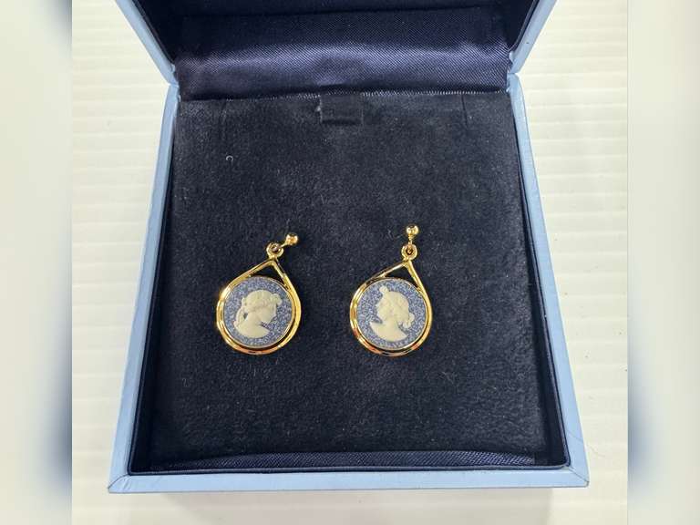 Wedgewood Cameo Earrings