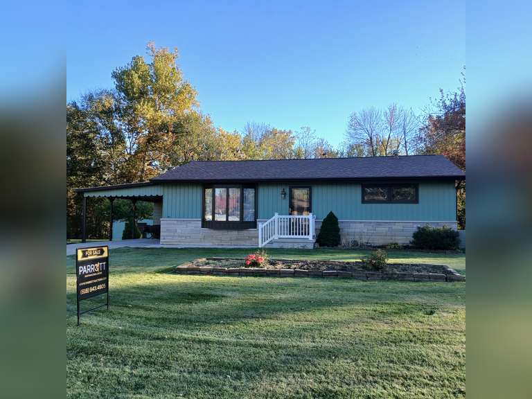 New Listing! 12036 Indian Creek Blvd, Lawrenceville, IL