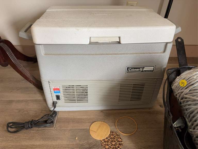 Coleman thermoelectric cooler