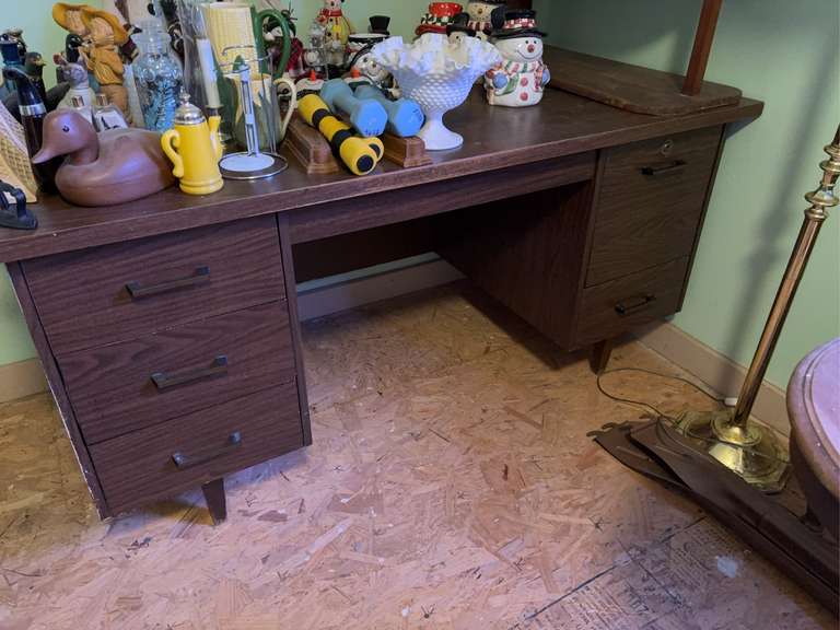 Kneehole desk with drawers and three tiered shelf (not connected)