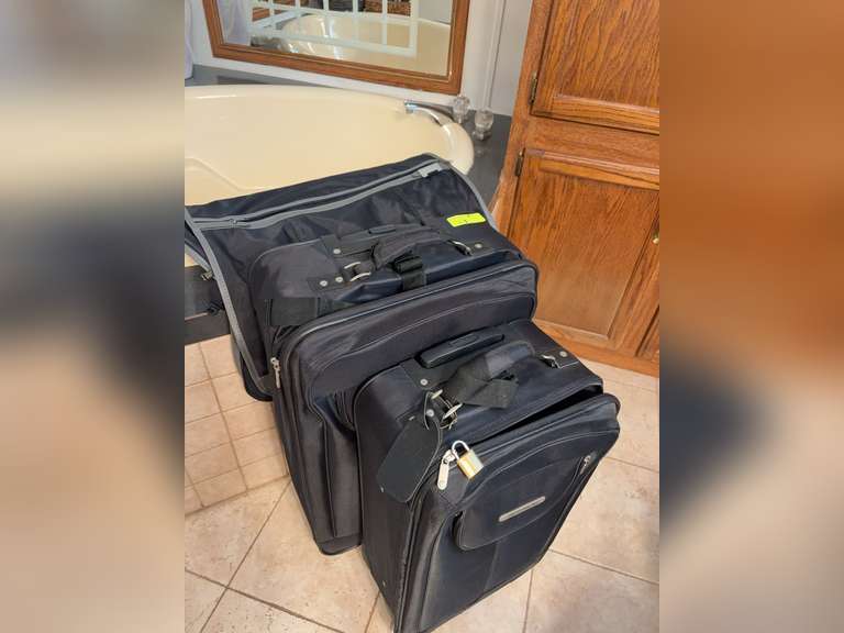 2 impressions suitcases and luggage bag