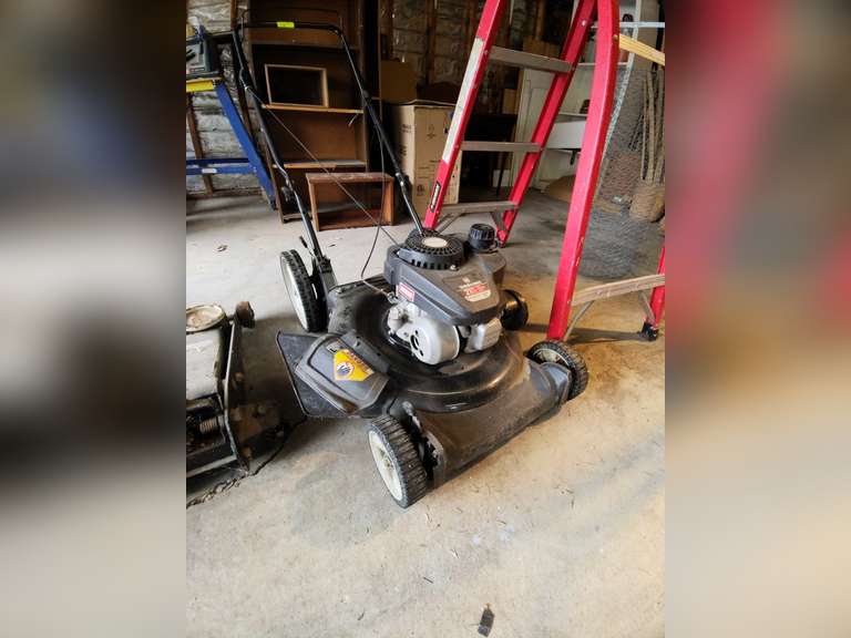 YardMachines 21" push mower