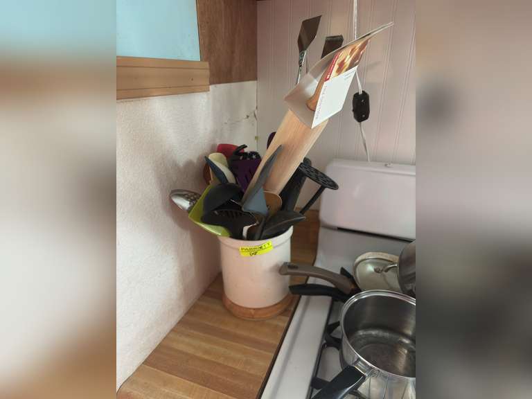 Stoneware container with kitchen utensils (ladles, spatulas, rolling pins and more)