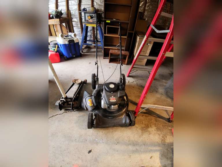 YardMachines 21" push mower