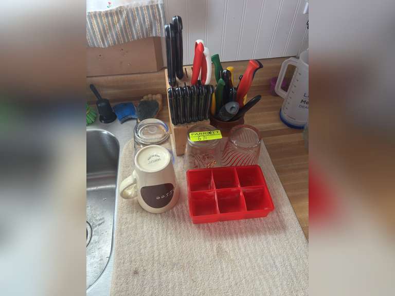 3 mugs and cup, and assortment of knives