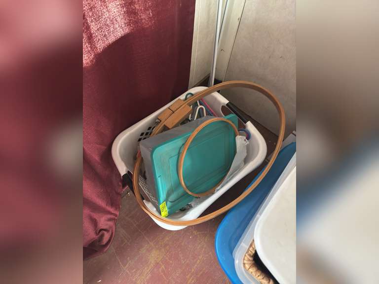 Laundry basket with hangers