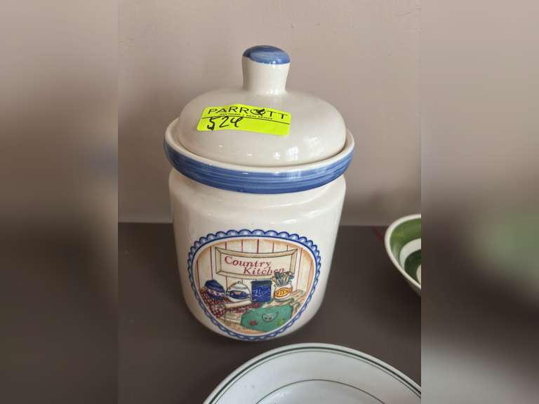 Country Kitchen Cookie-Jar