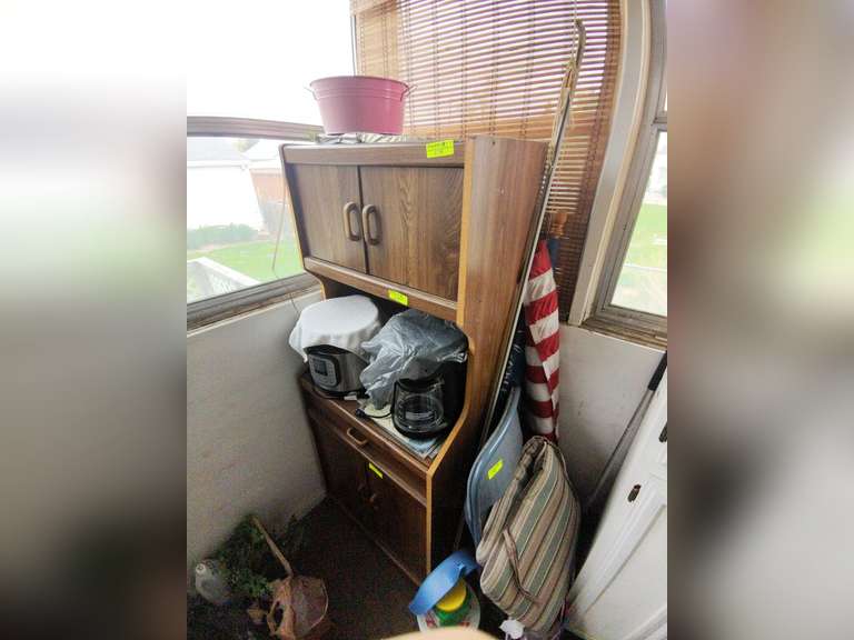Brown cabinet