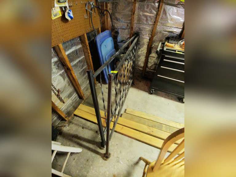 Stair railing