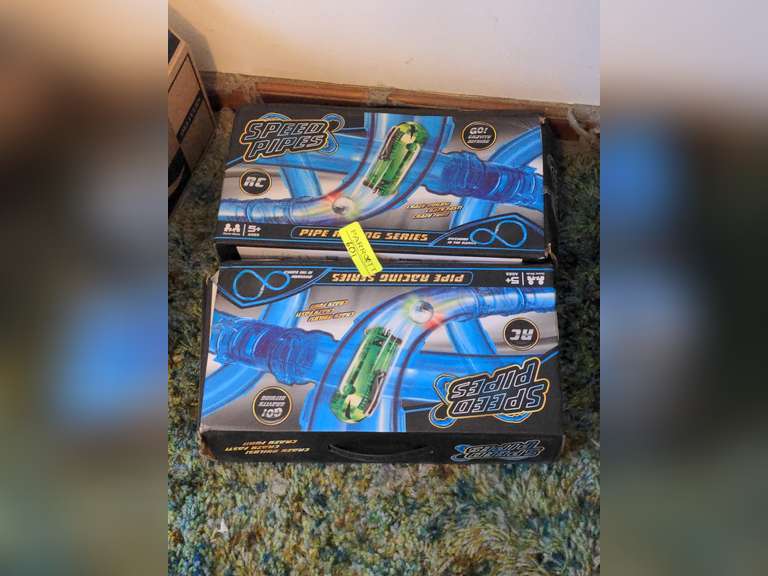 Speed Pipes racing marble game