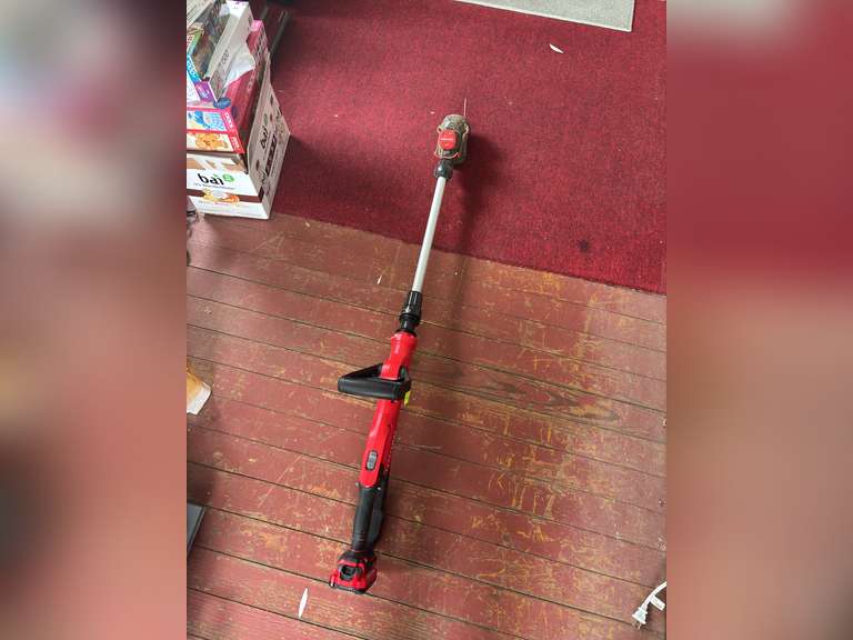 Craftsman Electric weed eater with charger and battery