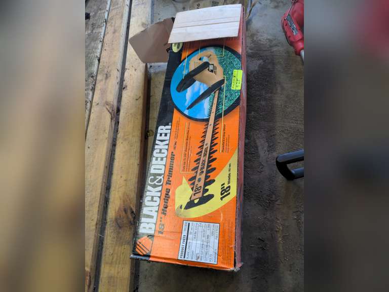 Black and decker hedge trimmer in box