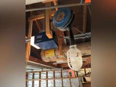 Mountable/extendable shop light