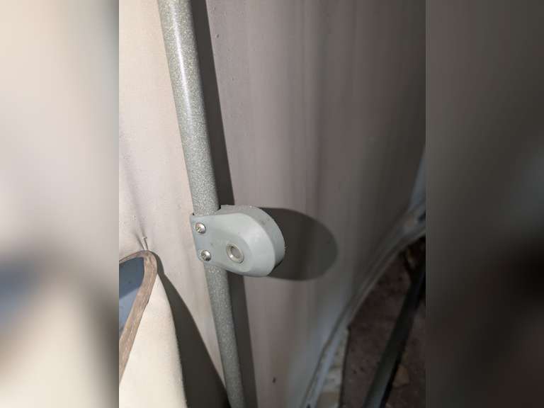 Metal Frames Outdoor with Canopy, Very Good Condition (Canopy Needs new bolts to attach)