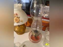 2 Kerosine Lamps